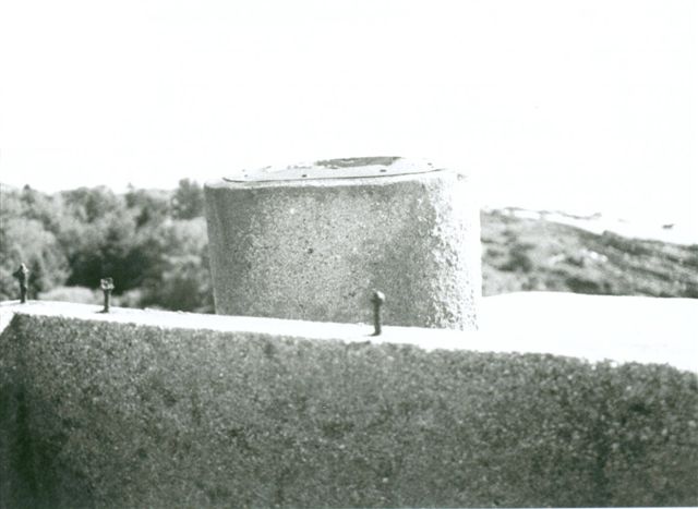 File:Prouts Neck Fire Control Tower Chimney.jpg