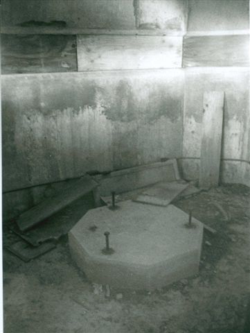 File:Prouts Neck Fire Control tower Observation Level DRF.jpg