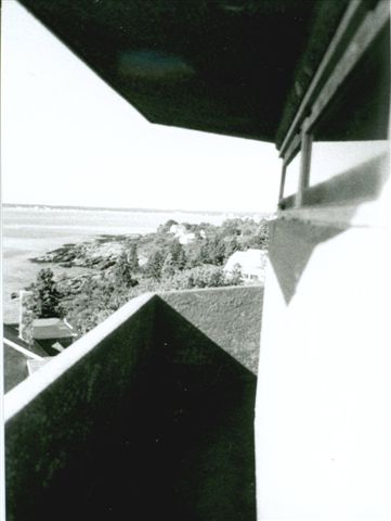 File:Prouts Neck Fire Control Tower Balcony.jpg