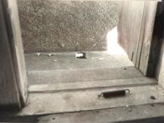 File:Balcony Entrance 6th Floor Prouts Neck.jpg