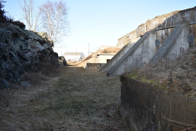 File:Battery Rear.jpg