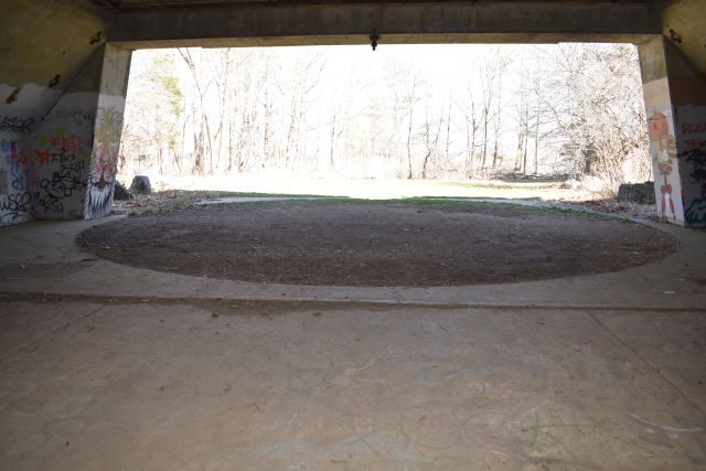 File:Emp 1 Gun position Battery 103.jpg