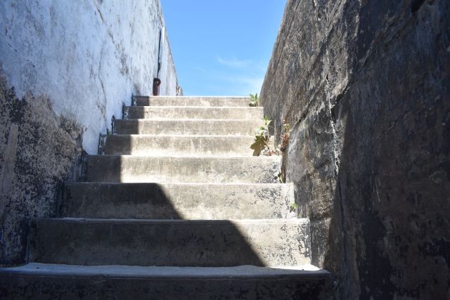 File:Emp 1 Interior Stairs Mclntosh Ft. Dade.jpg