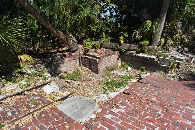 File:Mine Tramway Ft. Dade.jpg