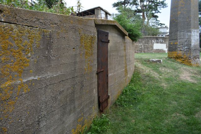 File:Stark (1) 04.jpg