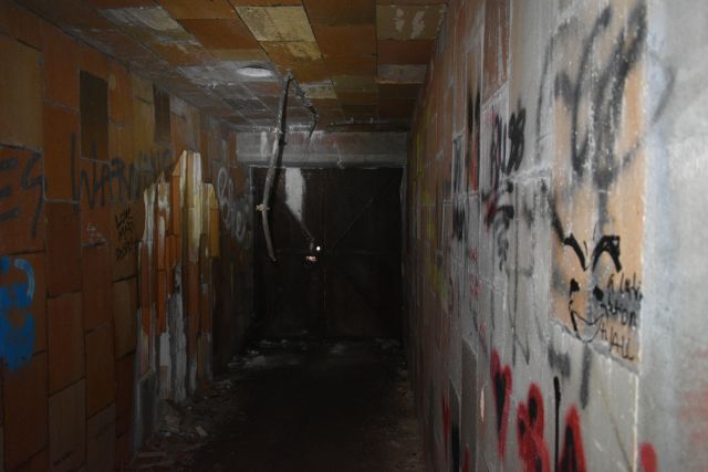 File:Stark (72) 04.jpg